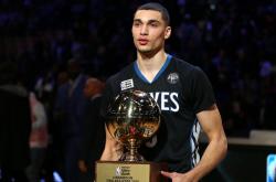 开云体育登录-2026世界杯C组风云，韩国中场铁幕下的致命一击，意大利如何被横扫？